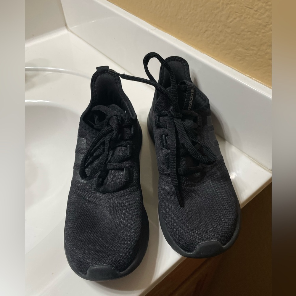 Adidas Sneakers - Black